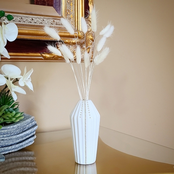 Other - Pampas Grass Stems Bunny Tails + Vase